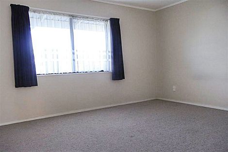 Photo of property in 45 Rhodes Drive, Kelvin Grove, Palmerston North, 4414