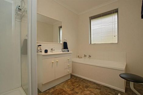 Photo of property in 7 Surrey Lane, Glenview, Hamilton, 3206