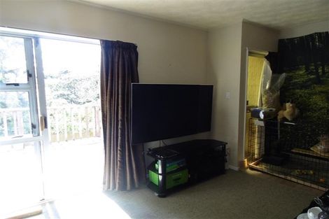 Photo of property in 2/34b Helena Street, Massey, Auckland, 0614