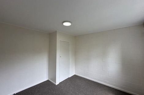 Photo of property in 60 Edmonton Road, Henderson, Auckland, 0612