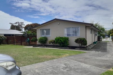 Photo of property in 9 Cypress Grove, Paraparaumu, 5032