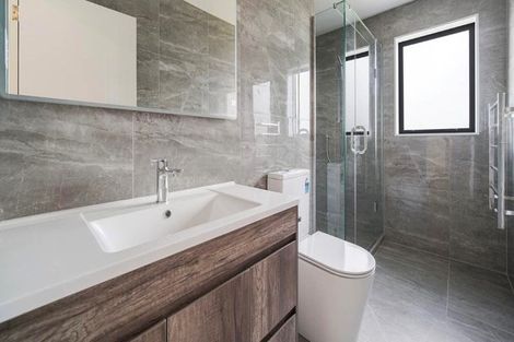 Photo of property in 27 Woven Place, Karaka, 2113