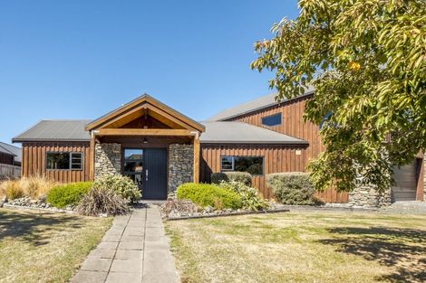 Photo of property in 2 Tarndale Place, Hanmer Springs, 7334