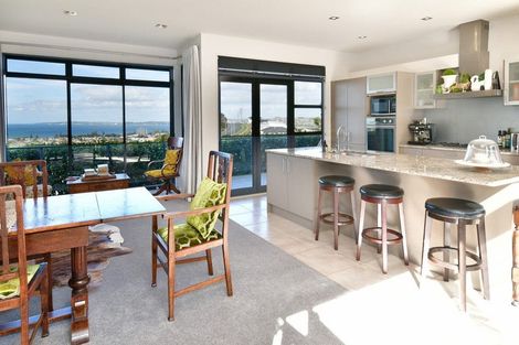 Photo of property in 15 Maire Road, Orewa, 0931