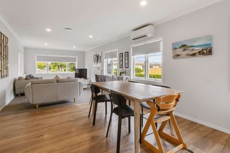 Photo of property in 11 Heather Place, Melville, Hamilton, 3206