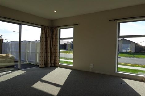 Photo of property in 8 Burford Way, Rolleston, 7615