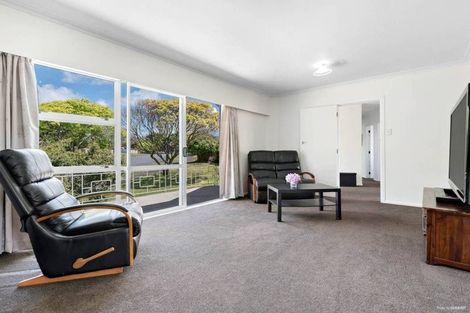 Photo of property in 25 Kayes Road, Pukekohe, 2120