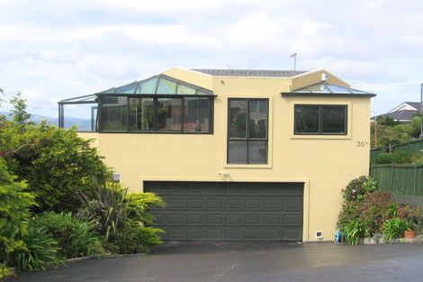 Photo of property in 30a Mataroa Avenue, Northland, Wellington, 6012