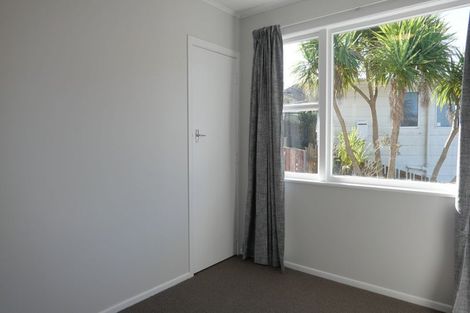 Photo of property in 132 Broderick Road, Johnsonville, Wellington, 6037