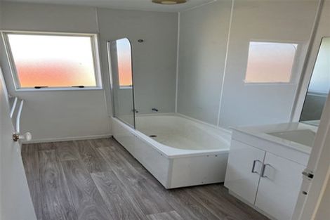 Photo of property in 25a Kelvin Road, Papakura, 2110