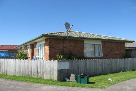 Photo of property in 105 Crawford Avenue, Mangere Bridge, Auckland, 2022
