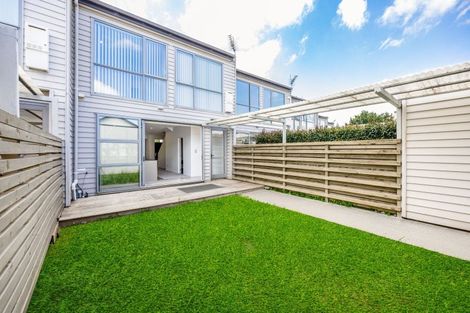 Photo of property in 18 Kauri Drive, Takanini, 2112