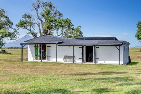 Photo of property in 208 Ngatimaru Road, Tikorangi, Waitara, 4383