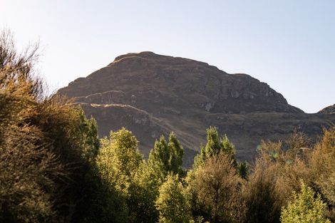 Photo of property in 16 Emerald Bluffs Lane, Glendhu Bay, Wanaka, 9382