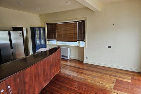 Photo of property in 83 Eden Street, Island Bay, Wellington, 6023