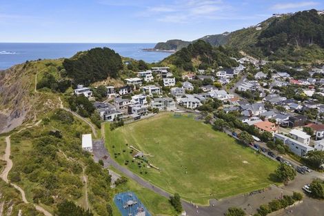 Photo of property in 63 Burnham Street, Seatoun, Wellington, 6022