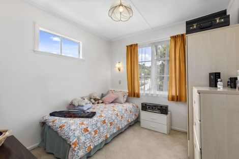 Photo of property in 22 Richard Grove, Stokes Valley, Lower Hutt, 5019