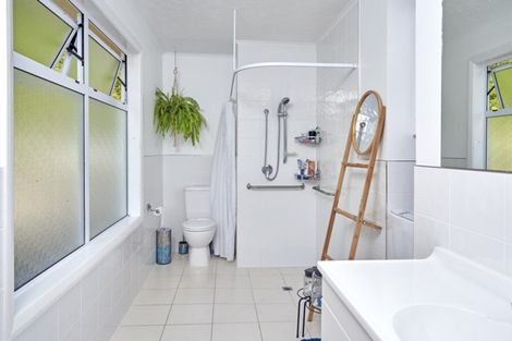 Photo of property in 17 Muriwai Drive, Whakatane, 3120