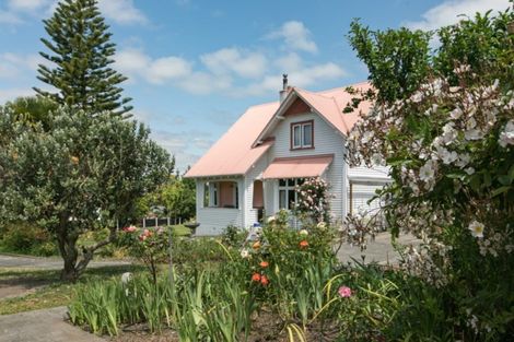 Photo of property in 6 Rose Street, Waipawa, 4210