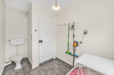 Photo of property in 39 Leeston And Lake Road, Leeston, 7632