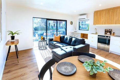 Photo of property in 57 Manor Place, Dunedin Central, Dunedin, 9016