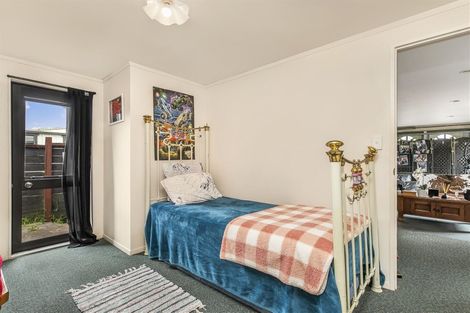 Photo of property in 36 Racecourse Road, Waiuku, 2123