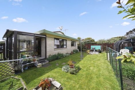Photo of property in 2/7 King Edward Avenue, Papakura, 2110