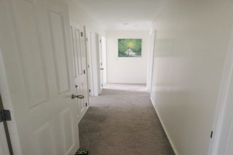 Photo of property in 17 Mili Way, Ranui, Auckland, 0612