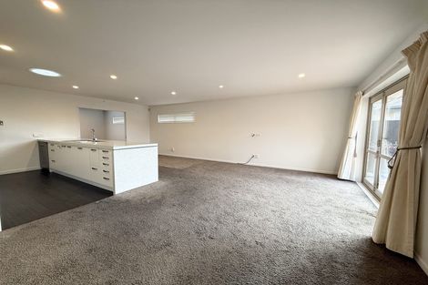 Photo of property in 11 Torrisdale Lane, Broomfield, Christchurch, 8042
