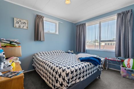 Photo of property in 4 Totara Crescent, Hawera, 4610