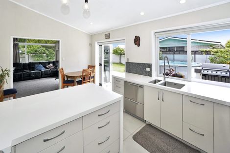 Photo of property in 66 Moehau Street, Te Puke, 3119