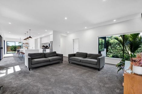 Photo of property in 507 Richmond Road, Lepperton, New Plymouth, 4373