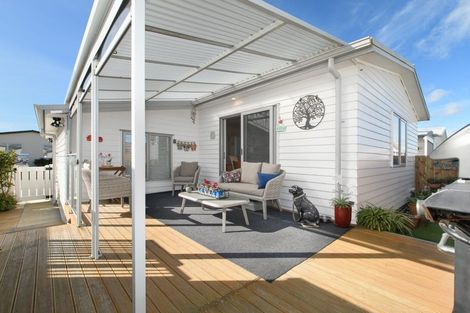 Photo of property in 304/11 Kamahi Crescent, Papamoa Beach, Papamoa, 3118