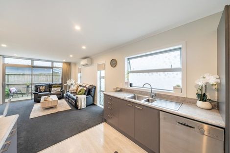 Photo of property in 2 Ronalds Way, Taita, Lower Hutt, 5011