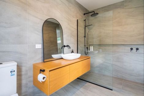 Photo of property in 6 Mahia Lane, Waikanae, 5036