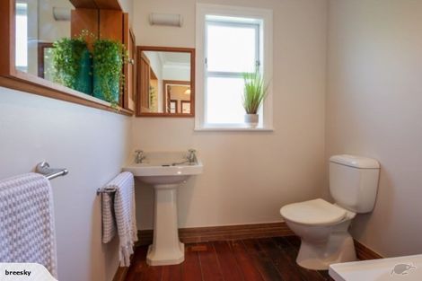 Photo of property in 49u1 Ranui Terrace, Tawa, Wellington, 5028