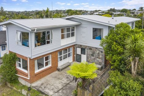 Photo of property in 939 Beach Road, Torbay, Auckland, 0630