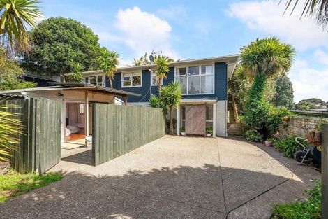 Photo of property in 134 Verran Road, Birkdale, Auckland, 0626