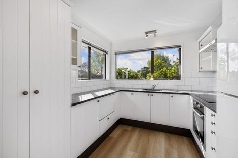 Photo of property in 27 Royleen Street, Casebrook, Christchurch, 8051