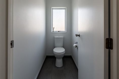 Photo of property in 62 Pomaria Road, Henderson, Auckland, 0610