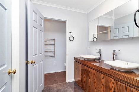 Photo of property in 241 Tanners Point Road, Tanners Point, Katikati, 3177