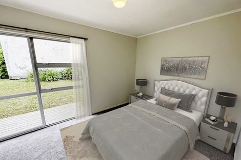 Photo of property in 23 Luckens Road, West Harbour, Auckland, 0618