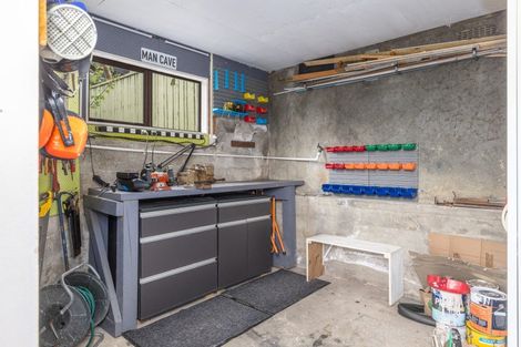 Photo of property in 19 Forth Place, Papakowhai, Porirua, 5024