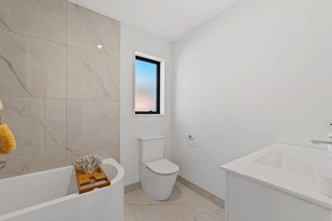 Photo of property in 24a Vagues Road, Northcote, Christchurch, 8052