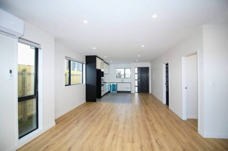 Photo of property in 7b Gulf Crest, Bucklands Beach, Auckland, 2012