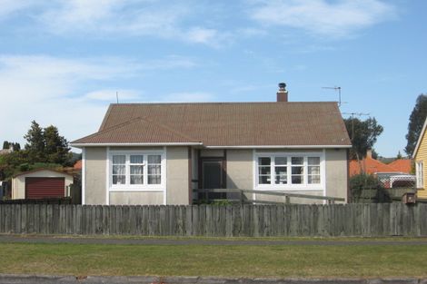 Photo of property in 8 Wallace Crescent, Glenholme, Rotorua, 3010