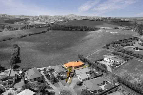 Photo of property in 22 Parnwell Place, Ohauiti, Tauranga, 3112