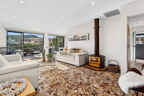 Photo of property in 140 Aubrey Road, Wanaka, 9305