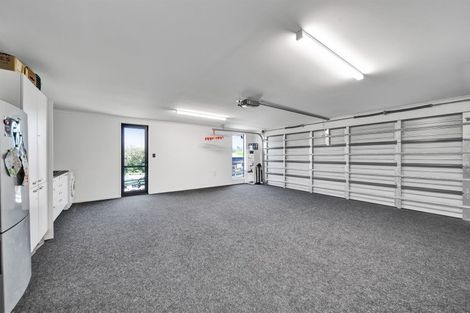 Photo of property in 15 Thomason Road, Egmont Village, New Plymouth, 4371