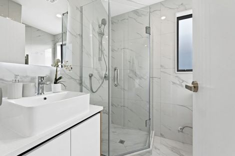 Photo of property in 315d Bucklands Beach Road, Bucklands Beach, Auckland, 2012